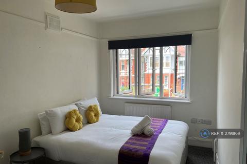 1 bedroom in a house share to rent, Davigdor Road, Hove, BN3