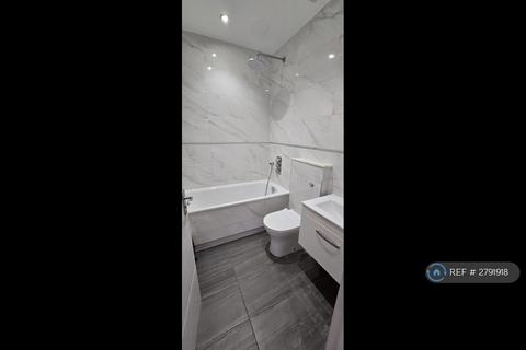 undefined, Lind Road, Sutton, SM1