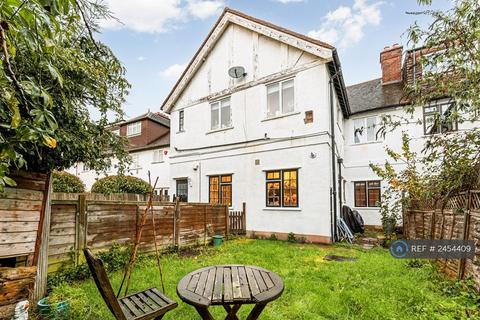 undefined, Grove Park Road, London, W4