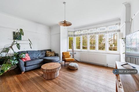 undefined, Grove Park Road, London, W4