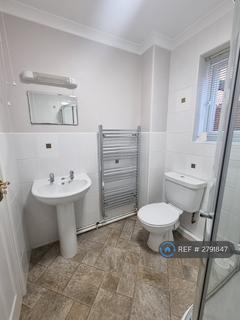 2 bedroom semi-detached house to rent, Meadhaven, Cambridge, CB21