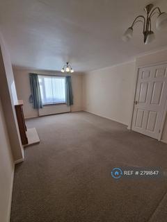 2 bedroom semi-detached house to rent, Meadhaven, Cambridge, CB21