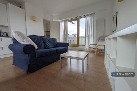 1 bedroom flat to rent, Becquerel Court, London, SE10