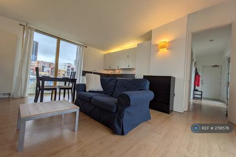 1 bedroom flat to rent, Becquerel Court, London, SE10