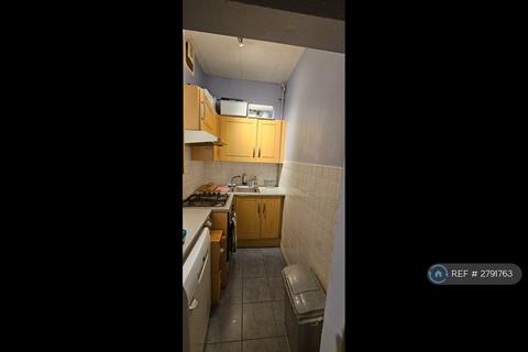 undefined, Gibson Terrace, Edinburgh, EH11