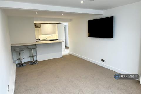2 bedroom flat to rent, North Street, Leighton Buzzard, LU7