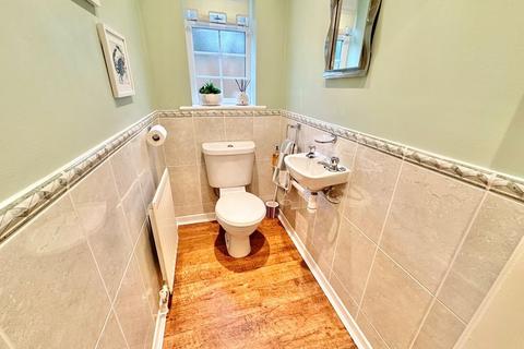 4 bedroom detached house for sale, Rivacre Road, Rivacre