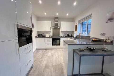 5 bedroom detached house for sale, 62 Clos Rhys Meurug, Capel Llanilltern, Cardiff, CF5 6GA