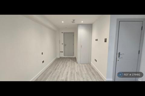 undefined, Lind Road, Sutton, SM1