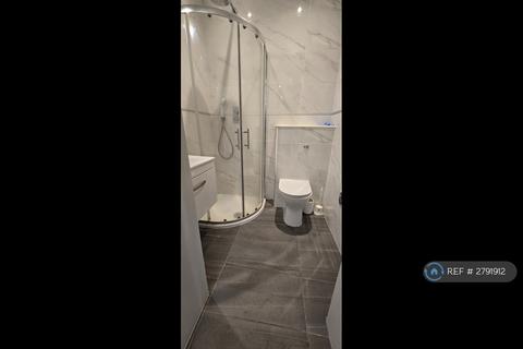 undefined, Lind Road, Sutton, SM1