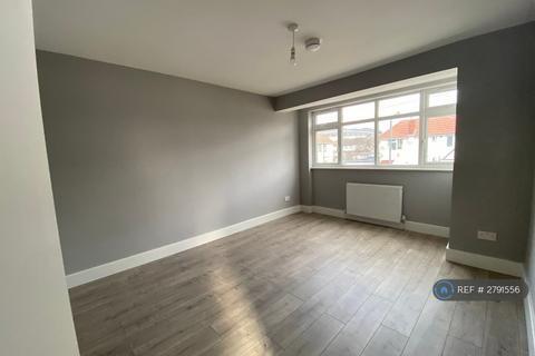4 bedroom semi-detached house to rent, Nettleden Avenue, Wembley, HA9