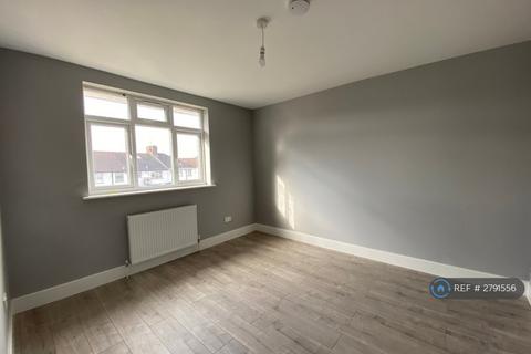 4 bedroom semi-detached house to rent, Nettleden Avenue, Wembley, HA9