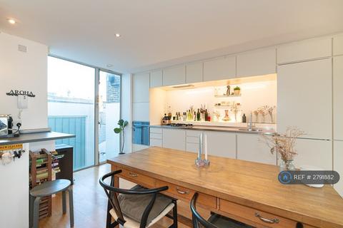 2 bedroom flat to rent, New Kings Road, London, SW6