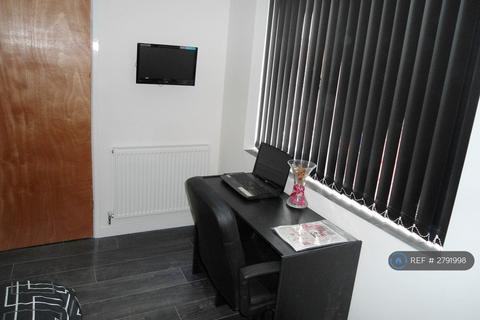 Studio to rent, Brays Lane, Coventry, CV2
