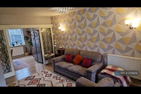 undefined, The Brambles, Chigwell, IG7