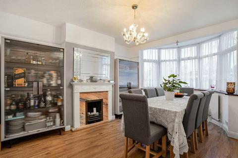 3 bedroom terraced house for sale, Hampden Way, Southgate, N14