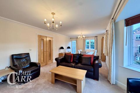 3 bedroom apartment for sale, Hanson Mansions, Four Oaks Road, Sutton Coldfield, B74 2TJ