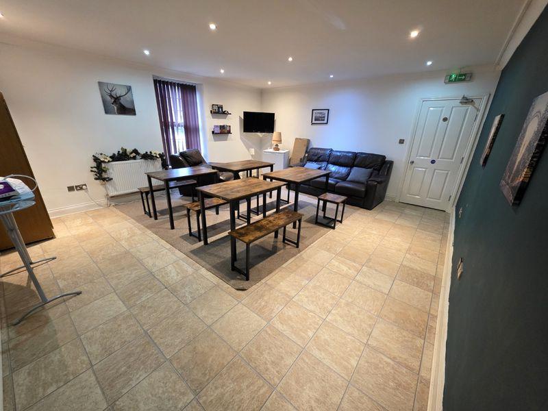 Breakfast Room
