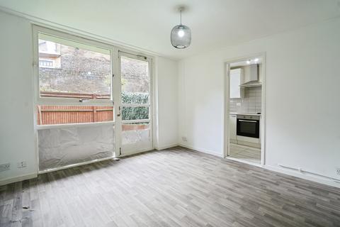 undefined, Mary Datchelor Close, London, SE5