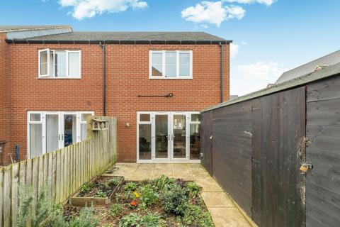 2 bedroom terraced house for sale, Swift Drive, Bodicote