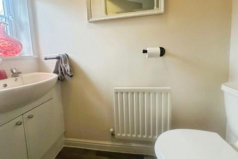 3 bedroom semi-detached house for sale, Elsworth Close, Radcliffe. Manchester