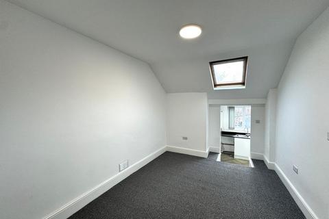 undefined, Refurbished Top Floor Flat. Clytha Square, Newport