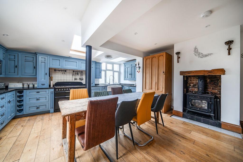 Kitchen/Breakfast