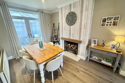 3 bedroom semi-detached house for sale, Dovedale Gardens, High Heaton