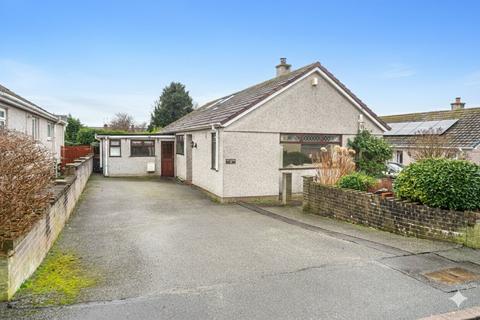 2 bedroom detached house for sale, Cae Cnyciog, Llanfairpwll, Isle of Anglesey, LL61