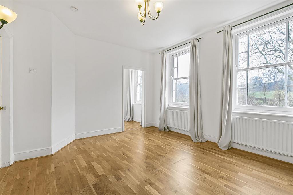 Bedroom with office.JPG