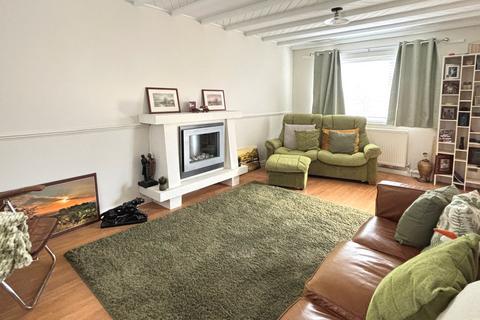 4 bedroom detached house for sale, Larkham Close, Gloucester