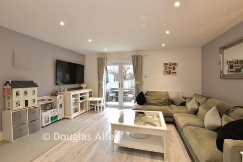 undefined, Latimer Drive, Basildon SS15