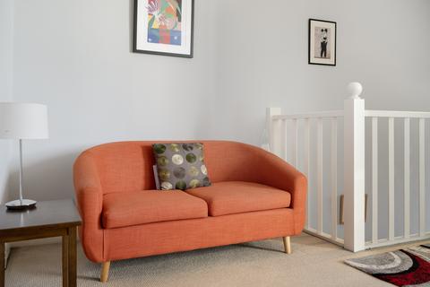 2 bedroom flat for sale, Boston Road, Hanwell, London, W7