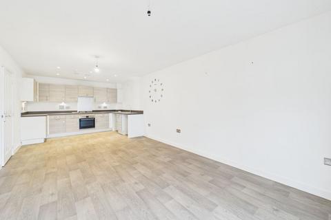 2 bedroom apartment for sale, 24, Starboard Crescent, Chatham