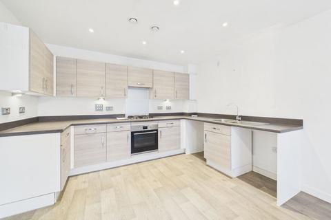 2 bedroom apartment for sale, 24, Starboard Crescent, Chatham