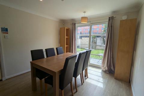 undefined, 16 Daniel Terrace, ,