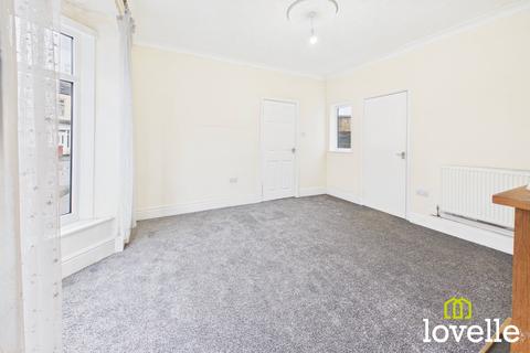 2 bedroom terraced house to rent, Endymion Street , Kingston upon Hull HU8