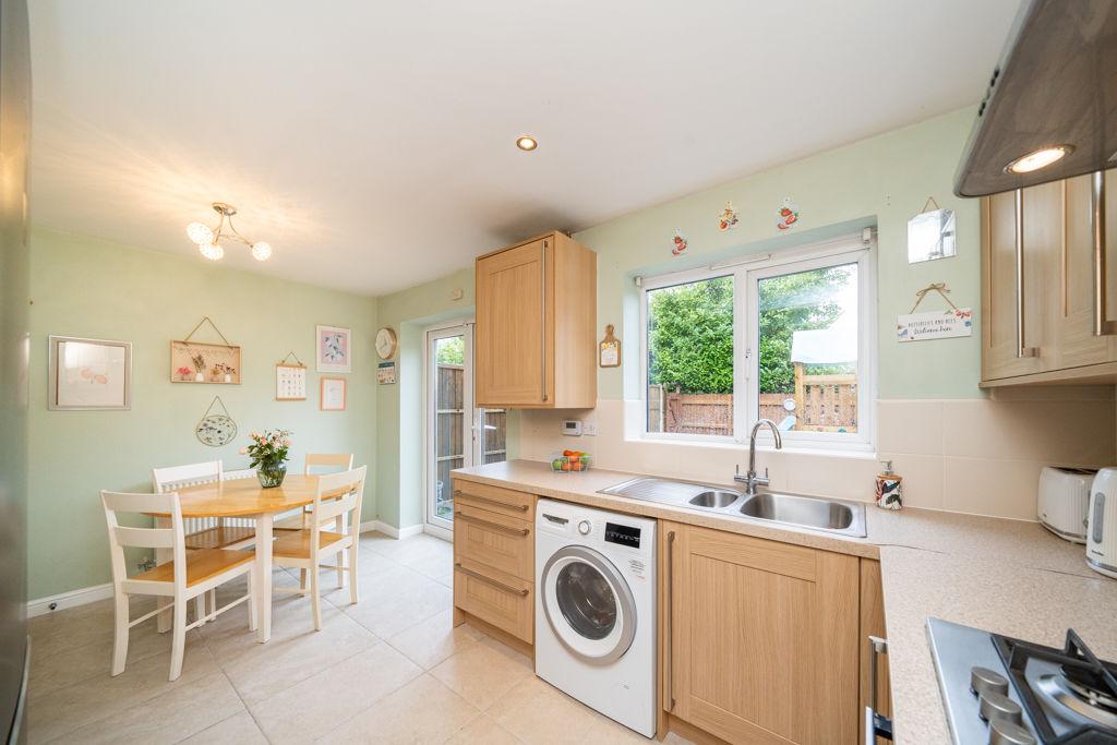 Dining kitchen