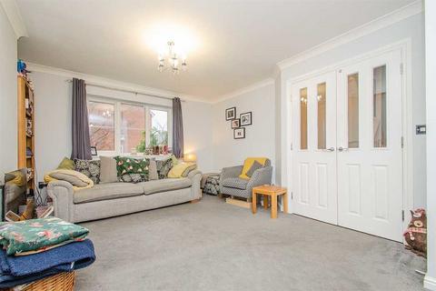 4 bedroom terraced house for sale, Church Walk, Burntwood WS7