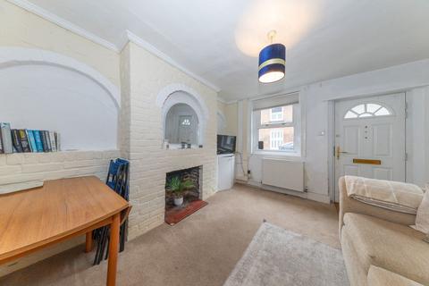 undefined, High Street, St. Albans AL3