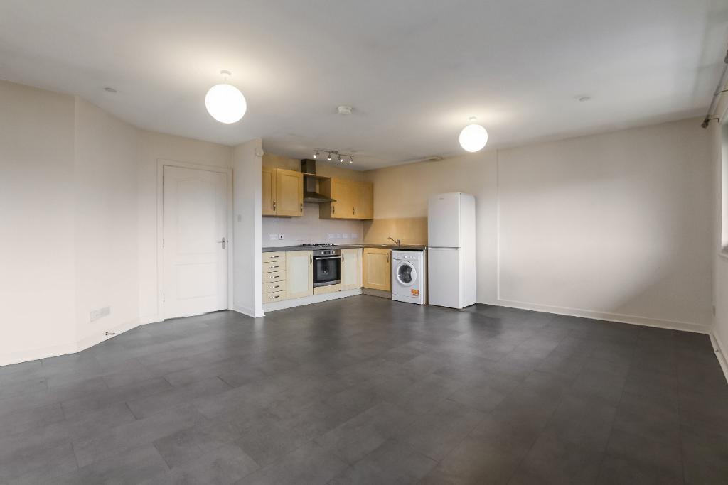 Kitchen/ Dining Area