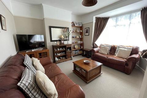 undefined, Ellesmere Drive, Sanderstead, South Croydon, CR2 9EL