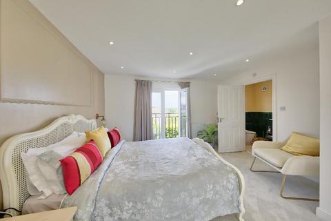 undefined, Elsrick Avenue, Morden, SM4 5RF