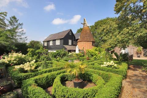 undefined, Snughorne Lane, Smarden, Kent, TN27 8PR