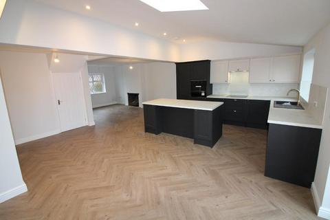 undefined, Leighton Buzzard, Leighton Buzzard LU7
