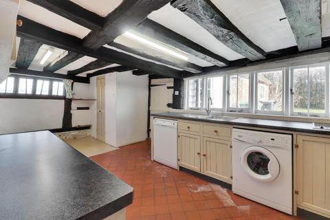 4 bedroom detached house for sale, Lower Farm Road, Boughton Monchelsea, Kent, ME17 3HA