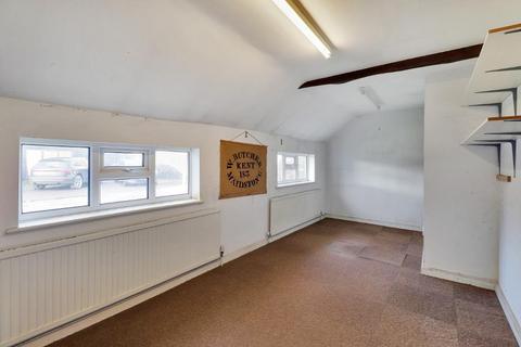 4 bedroom detached house for sale, Lower Farm Road, Boughton Monchelsea, Kent, ME17 3HA