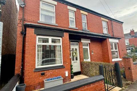 3 bedroom semi-detached house for sale, Cale Green, Stockport SK3