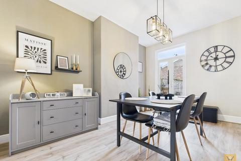 3 bedroom semi-detached house for sale, Cale Green, Stockport SK3