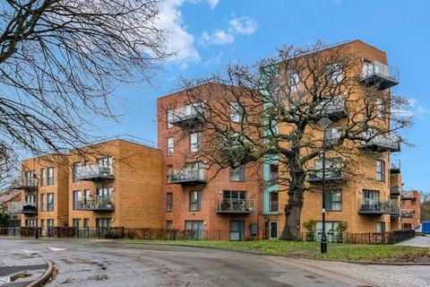 2 bedroom flat for sale, Alton Court, Copley Close, London, W7 1DD